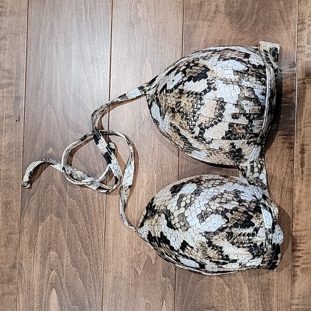 Venus Swim Top 34DD